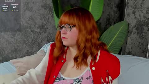 Snapshot of michelle_wilsson chatting on November 2025 08:38:01 AM Michelle online show from November 2025 08:38:01 AM