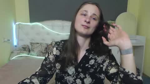 Snapshot of michellee11 chatting on May 2026 11:40:01 AM Michel online show from May 2026 11:40:01 AM