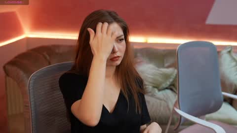 Michelle online show from February 2025 12:00:01 PM