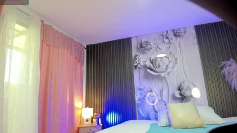 michellepreston_ online show from April 2026 12:06:01 PM