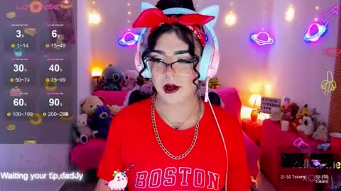   online show from November 2025 03:38:02 AM