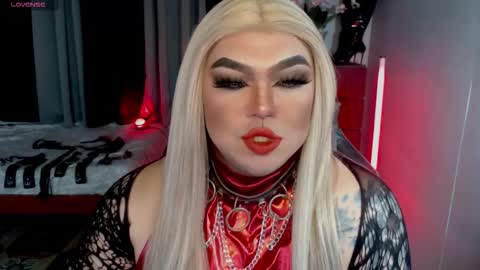 Michelle online show from September 2025 08:30:02 PM