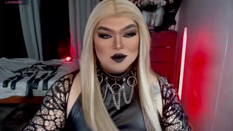 Michelle online show from September 2025 04:44:01 AM