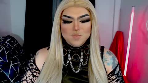 Michelle online show from November 2025 11:40:01 PM