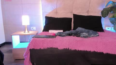 michonne_09 online show from November 2025 10:26:02 AM