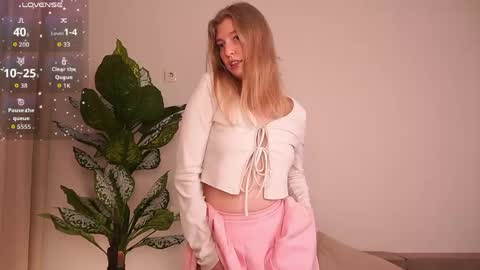 mickeydior online show from April 2026 12:25:02 PM