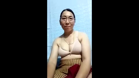 Miky online show from May 2026 03:46:02 AM