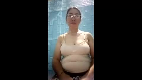 Miky online show from May 2026 07:08:01 PM