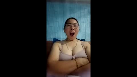 Miky online show from May 2026 02:01:02 PM