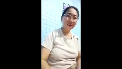 Miky online show from May 2026 09:54:01 PM