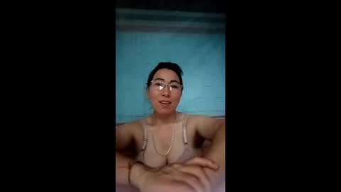 Miky online show from May 2026 10:45:02 AM