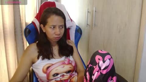 vanesa sexy online show from June 2026 12:42:02 PM