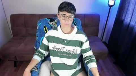 Snapshot of midnight07_ chatting on June 2026 03:36:01 PM Blue online show from June 2026 03:36:01 PM