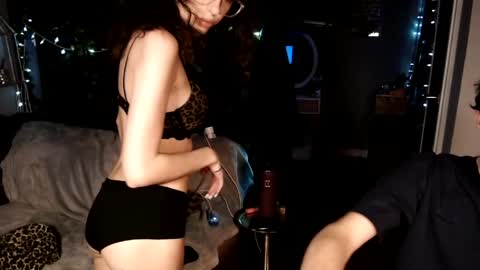 Snapshot of midnight_motion chatting on April 2026 05:27:02 AM midnight_motion online show from April 2026 05:27:02 AM