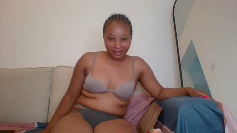 midnightcharm1 online show from November 2025 09:45:01 AM