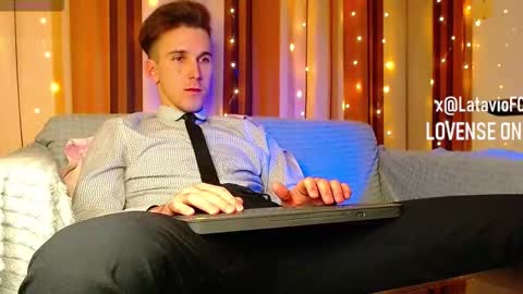 Snapshot of midnighter__ chatting on February 2026 09:09:02 PM Alexey or just Alex online show from February 2026 09:09:02 PM