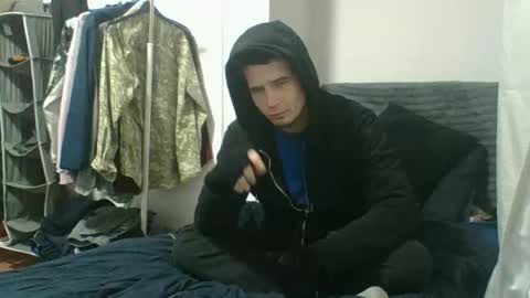 midnightsattire online show from May 2026 09:21:01 PM