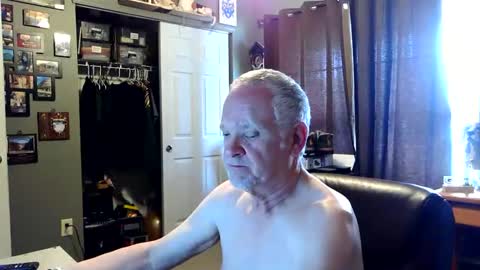 midwestdad09 online show from March 2026 06:15:02 PM