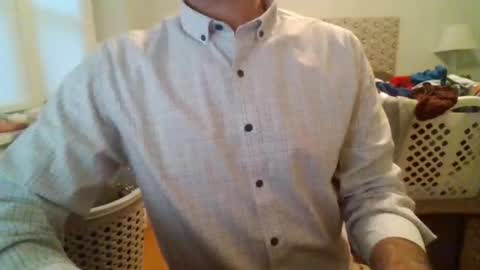 Snapshot of midwestdad2026 chatting on January 2026 10:47:02 PM midwestdad2026 online show from January 2026 10:47:02 PM