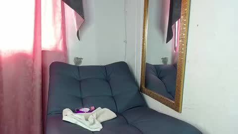 mielsquirt online show from March 2025 06:22:02 PM