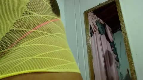 mielsquirt online show from October 2025 08:56:01 AM
