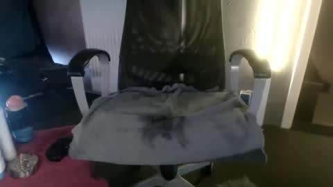 mies35 online show from November 2025 04:29:01 PM