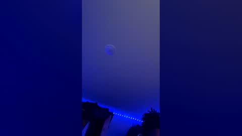 Snapshot of mifriend1998 chatting on December 2025 12:00:01 PM mifriend1998 online show from December 2025 12:00:01 PM