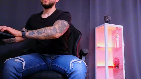 MightyAaron online show from March 2025 08:45:01 AM