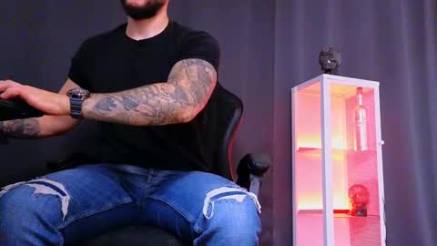 MightyAaron online show from March 2025 06:39:02 AM