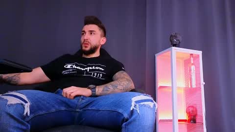 MightyAaron online show from March 2025 01:37:01 AM