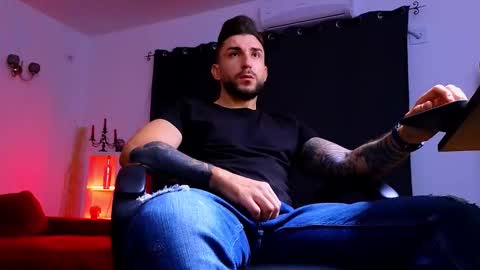 MightyAaron online show from September 2025 01:40:01 AM