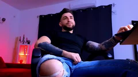 MightyAaron online show from February 2026 04:39:02 AM