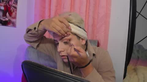 Snapshot of mihaa_adams chatting on February 2026 08:23:01 PM MIHAA-ADAMS online show from February 2026 08:23:01 PM