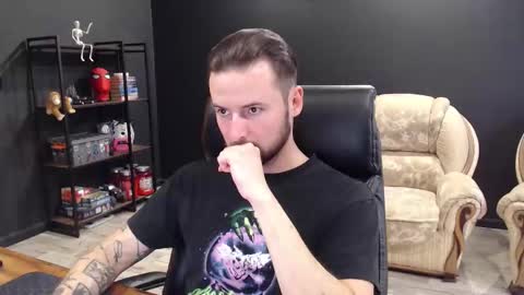 Misha Winchester online show from October 2025 09:43:02 AM