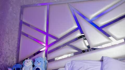 MIA 3 online show from September 2025 03:20:01 AM