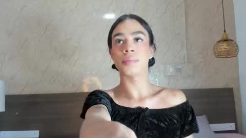 Miia online show from March 2026 12:09:01 PM