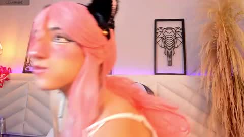   online show from February 2025 12:05:02 PM