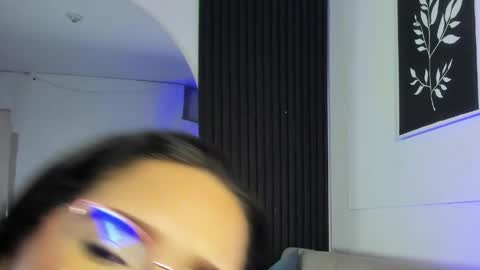 Snapshot of miia_deluxe_ chatting on May 2026 01:32:02 AM miia_deluxe_ online show from May 2026 01:32:02 AM