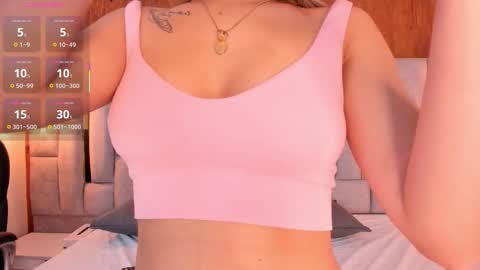 Mia  online show from February 2026 12:12:01 PM