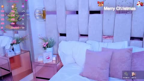 Miia Schwarz  online show from December 2024 04:02:02 PM