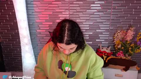 Ma -  online show from December 2025 04:08:02 AM