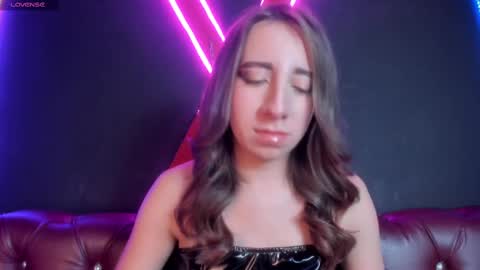 MIIA     online show from February 2025 02:57:02 PM