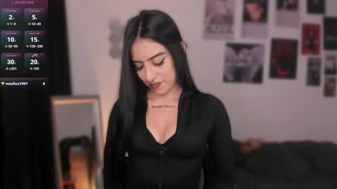  miiaa stone  online show from October 2025 01:29:01 AM