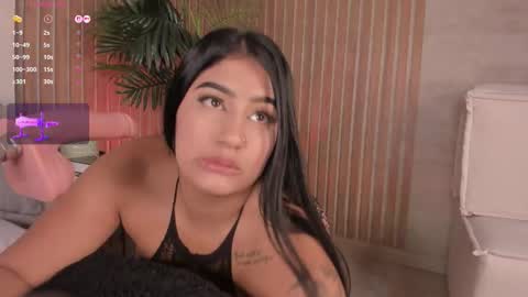 Snapshot of miiah_parker chatting on January 2026 02:01:02 PM MIAH PARKER online show from January 2026 02:01:02 PM