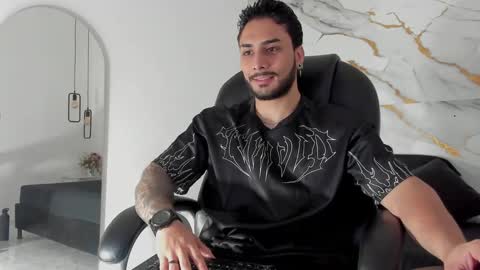 Daniel online show from October 2025 01:06:02 PM