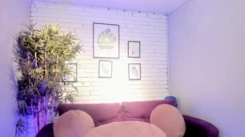 Snapshot of miilu__1 chatting on February 2025 12:37:02 PM miilu online show from February 2025 12:37:02 PM