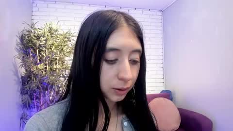 Snapshot of miilu__1 chatting on February 2025 03:40:01 PM miilu online show from February 2025 03:40:01 PM