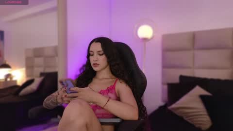   online show from December 2024 09:46:01 PM