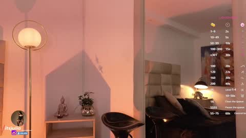   online show from December 2024 11:56:01 PM