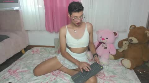 Snapshot of miissy__ chatting on May 2026 06:58:02 PM miissy__ online show from May 2026 06:58:02 PM